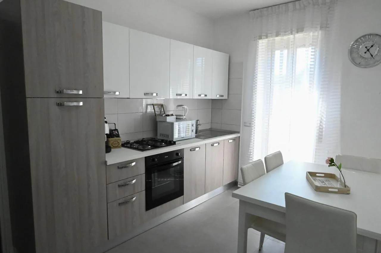 Naples Home 49 0*,