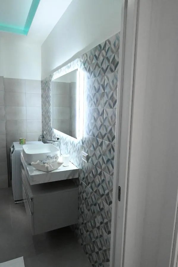Naples Home 49 아파트